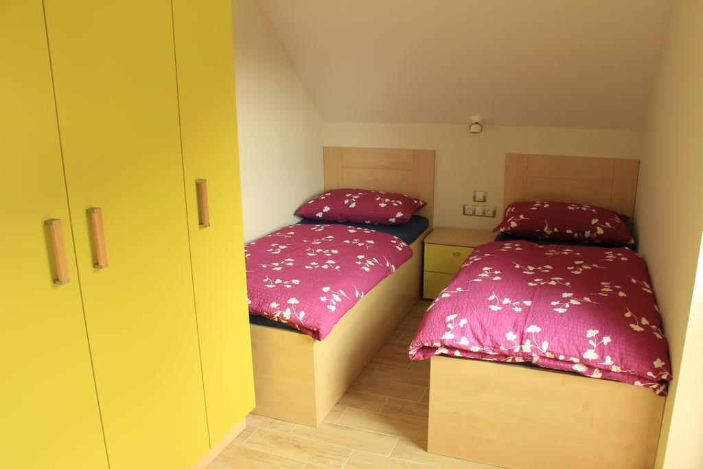Apartments Villa Dov ボーヒニ エクステリア 写真