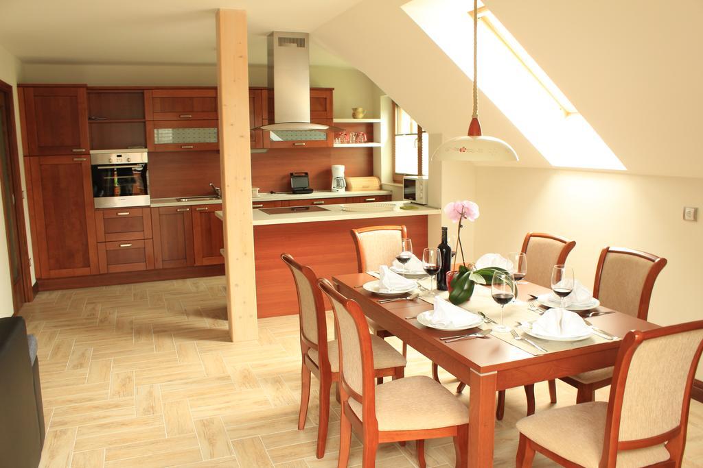 Apartments Villa Dov ボーヒニ エクステリア 写真