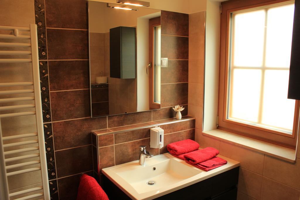 Apartments Villa Dov ボーヒニ エクステリア 写真