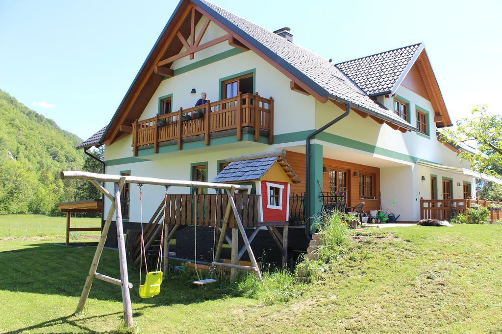Apartments Villa Dov ボーヒニ エクステリア 写真